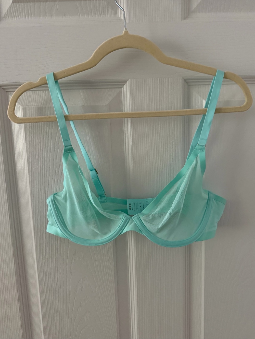 Cuup Plunge Bra 36B